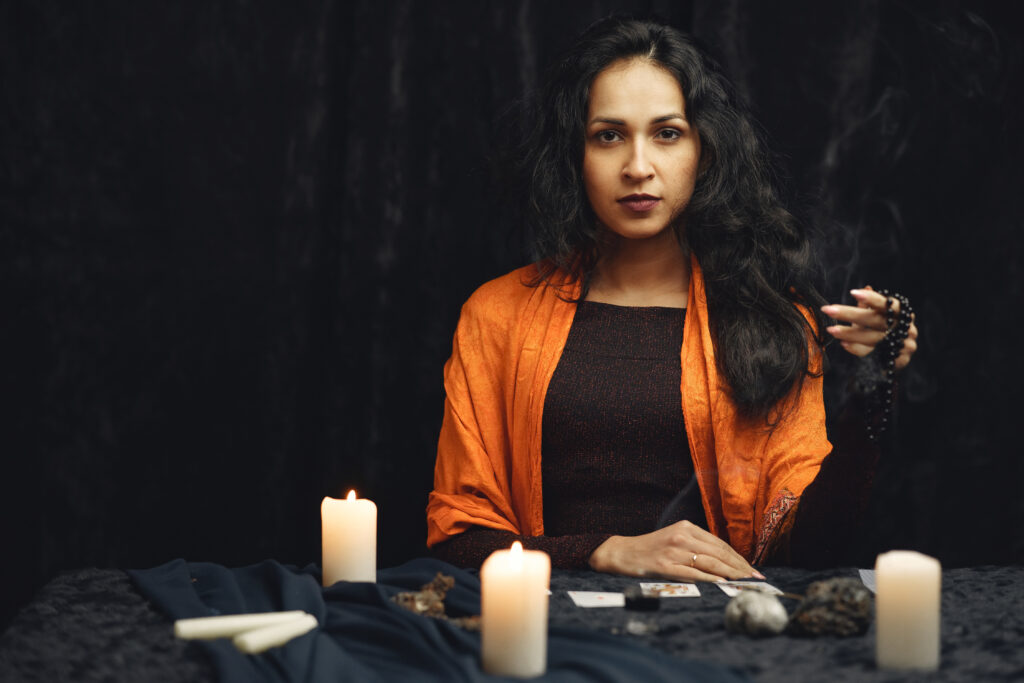 alt="Doradczyni duchowa online – wróżby miłosne i karmiczne"